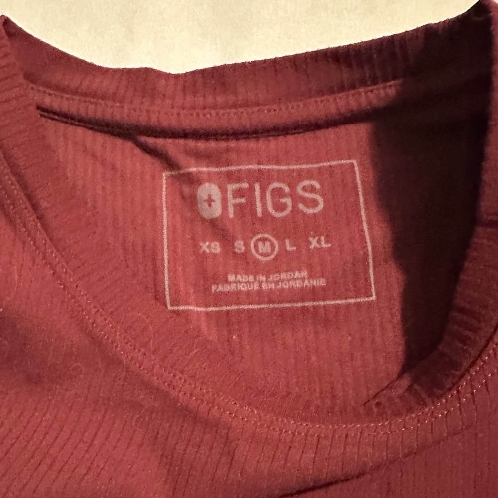 FIGS Burgundy Ribbed Underscrub | Size M | EUC